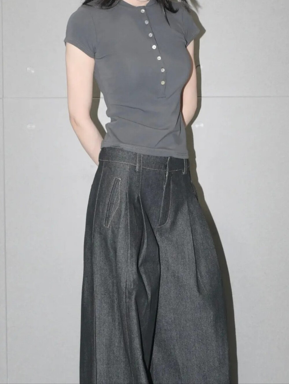 NWT Blanc Noize (Canada) Black Demin Pleat Jeans
